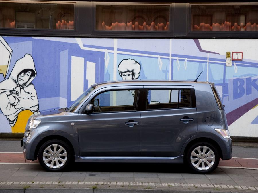  Daihatsu Materia 2006 года  (фото 7 из 16)